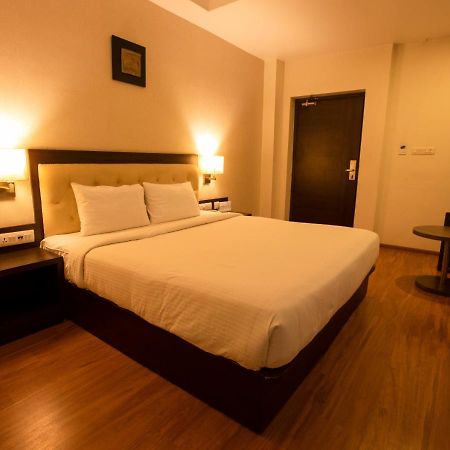 Grand Arcadia Tiruchirappalli Exterior foto