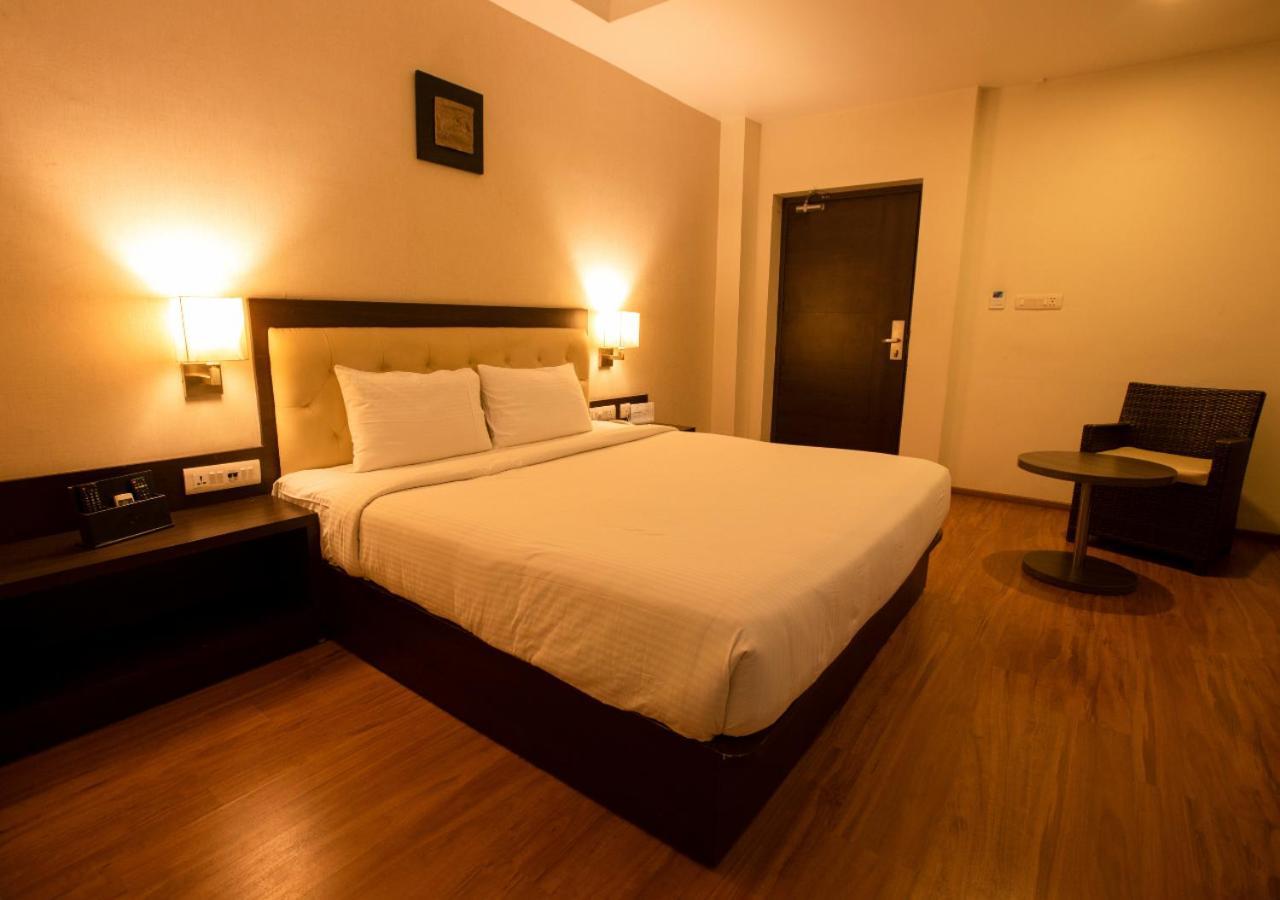 Grand Arcadia Tiruchirappalli Exterior foto