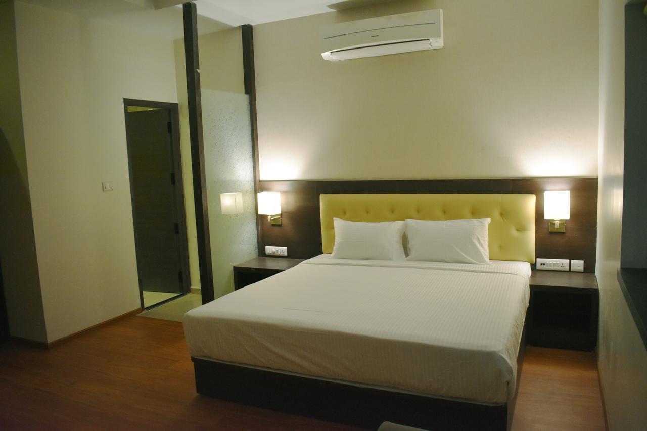 Grand Arcadia Tiruchirappalli Exterior foto