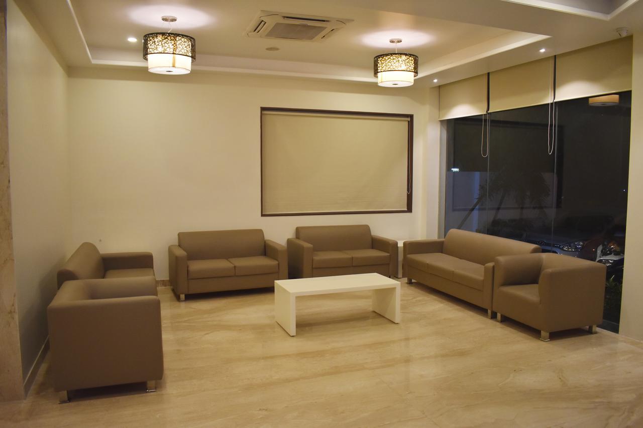 Grand Arcadia Tiruchirappalli Exterior foto